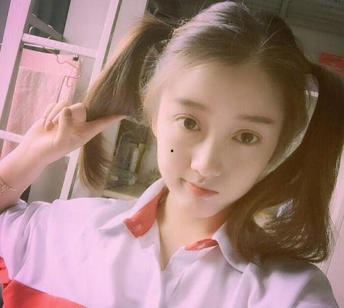 娱乐吃瓜姐王艺瑾微博号,娱乐吃瓜界的风云人物”